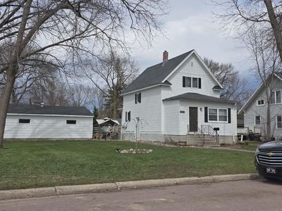 Property at 221 W Flynn St, Redwood Falls, MN