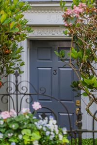 3 Lamboll St