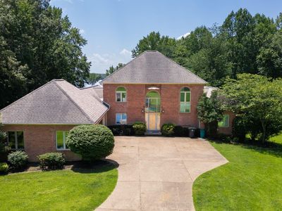 133 Windward Ln