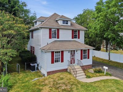 242 Trenton Ave