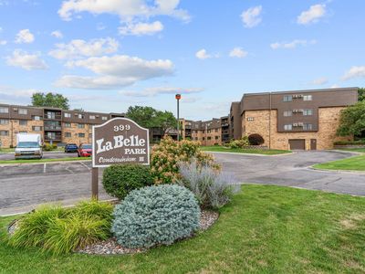 999 41st Ave NE APT 114