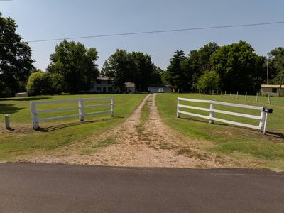 3574 E 520th