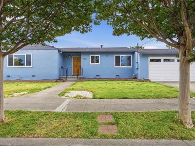 1204 McFarlane Ln