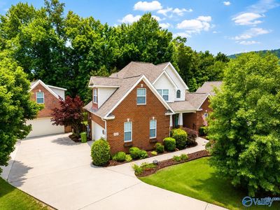 6603 Hampton Bend Cir SE