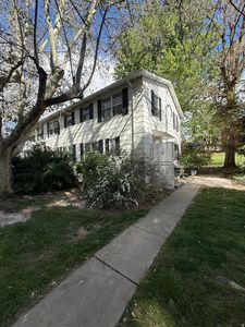 3885 Grandview Dr