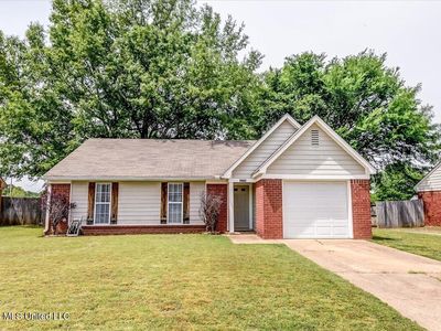 4194 Blackstone Dr