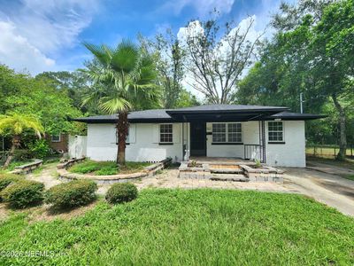 2611 SUNNY ACRES Drive N