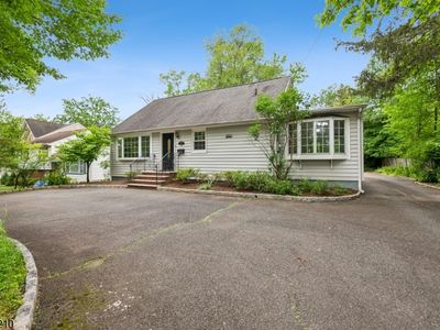 147 W Northfield Rd