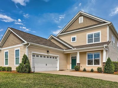 124 Bowyer Ln
