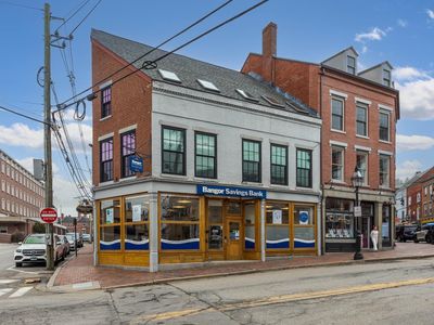 8 Bow Street