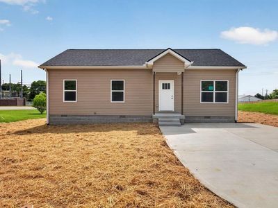 22 Garrett Ave