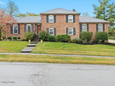 9908 Roundstone Trce