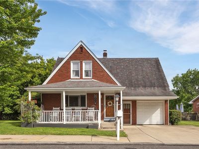 1021 Sarah St
