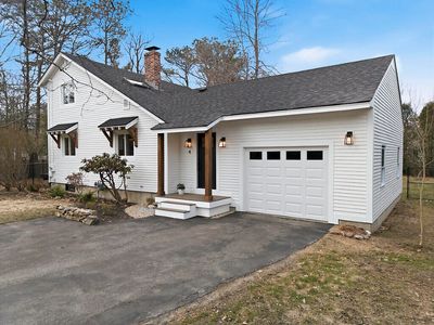 4 Lori Drive