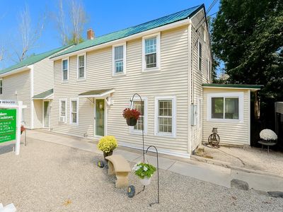 599 Stockbridge Road