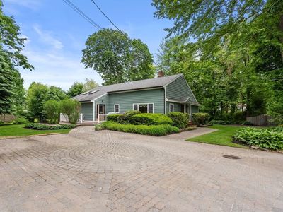 18 Ivy Rd