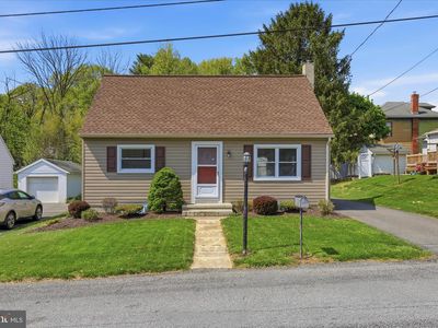 4 Red Bud Dr