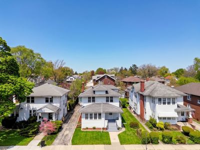 Property at 416 Hull Ct, Waukegan, IL