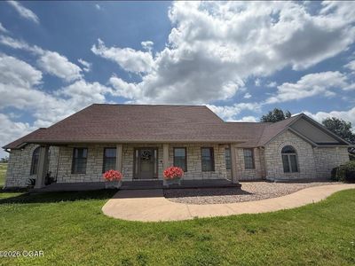 903 N Prosperity Ave #A