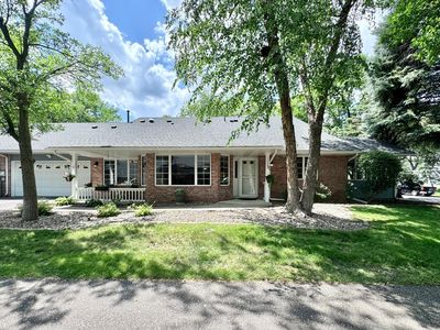 1130 Rose Pl