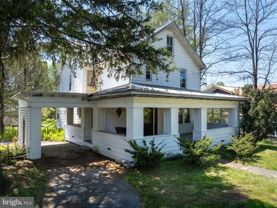 147 E Main St