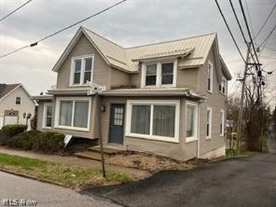 Property at 104 S Sugar St, Saint Clairsville, OH