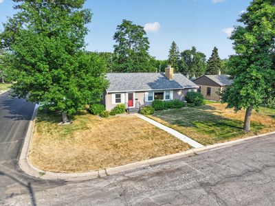 1401 Bryant St