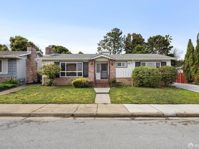 1731-1733 Sequoia Ave