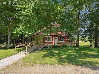 10011 Fieldcrest Dr