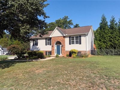 109 Briarcreek Dr