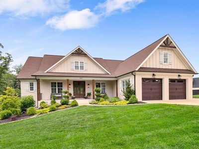 8005 Honkers Hollow Dr
