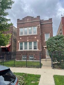 Property at 3622 N Whipple St, Chicago, IL