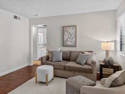 7445 Auburn Oaks Ct APT O