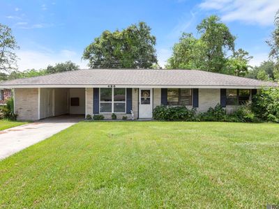 486 Fontainbleau Dr