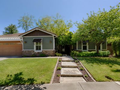 9290 Eagle Springs Pl