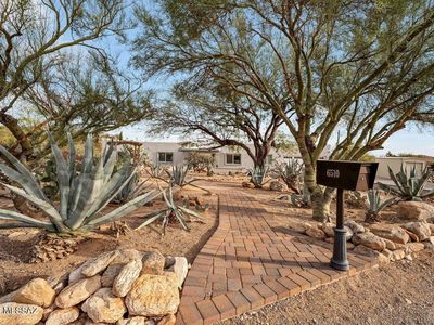 6510 N Longfellow Dr