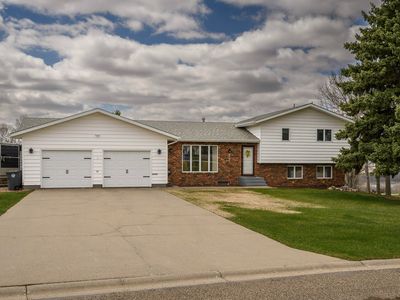 993 Kelly Dr