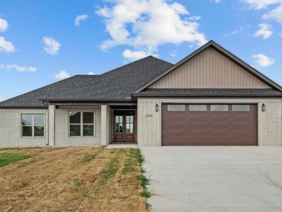 2390 Lakewood Cir