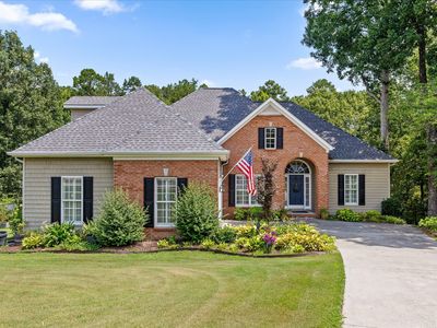 3245 Leona Dr