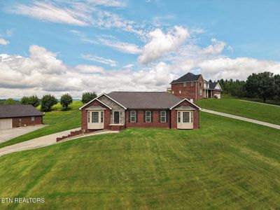 3038 Waters Edge Dr