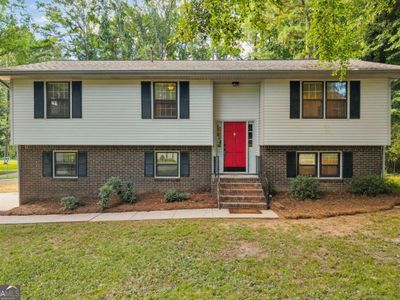 Property at 6193 Pine Ln, Douglasville, GA