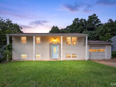 Property at 43 Frontier Trl, Fenton, MO