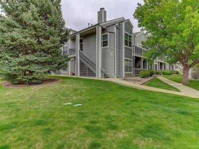 7492 Singing Hills Dr