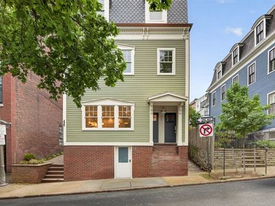115 High St #1