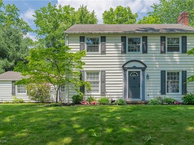 908 Bennington Ave NE