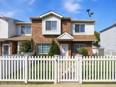 56A Country Dr N