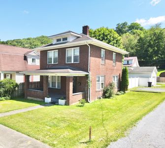 Property at 115 Reynolds Ave, Bluefield, VA