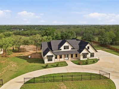 1 Post Oak St