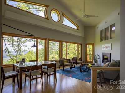 212 Chestnut Forest Rd