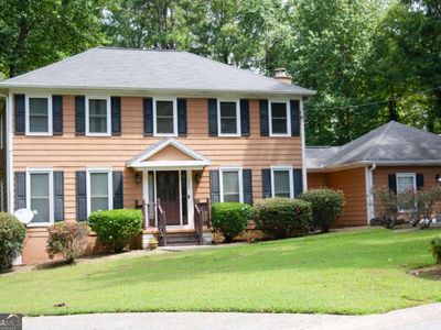 Property at 1044 Basswood Ct, Riverdale, GA